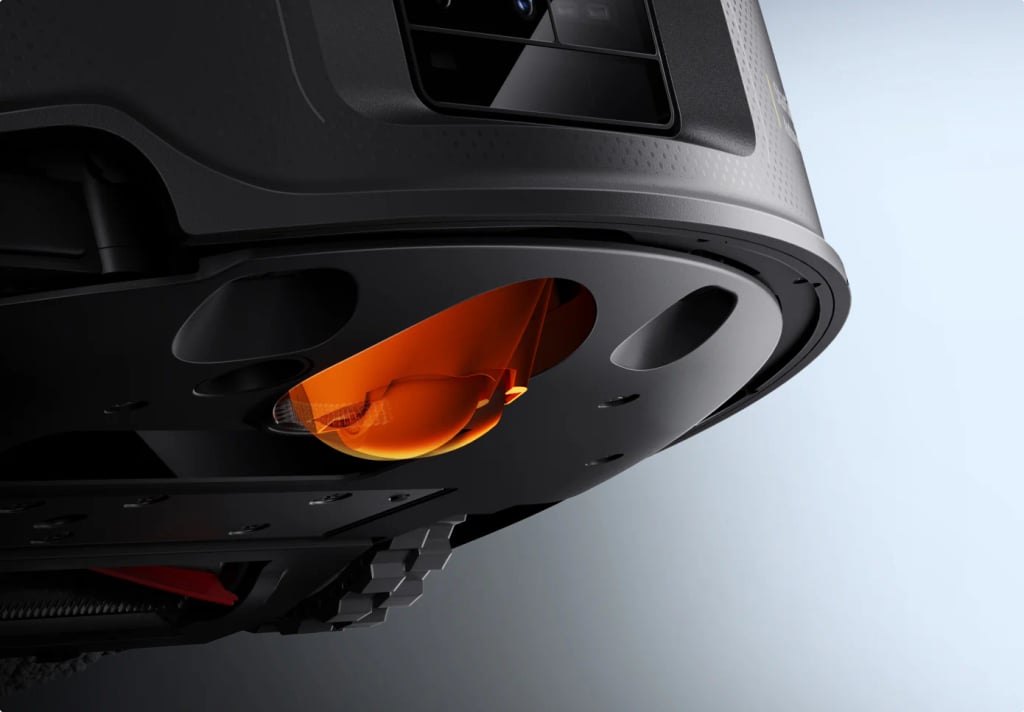Roborock Saros Z70. Hjulet som styrer roboten.