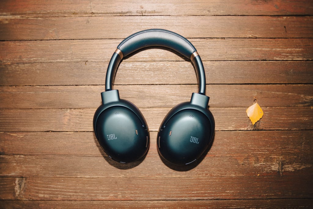 JBL Tour One M3