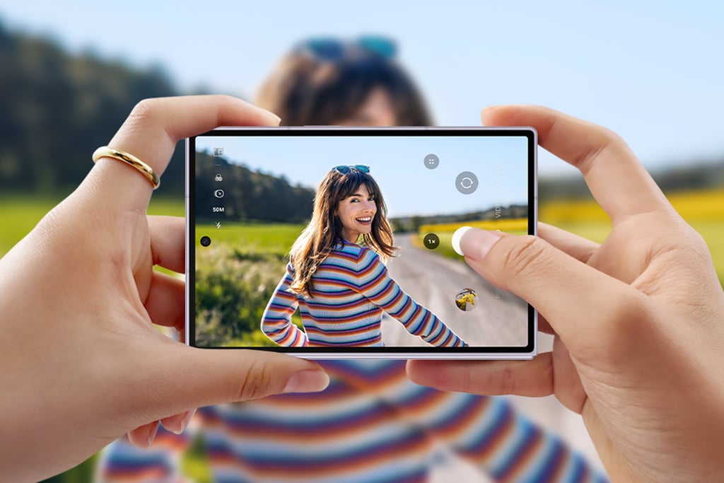 Det doble 50 megapiksel-kamerasystemet på Samsung Galaxy Z Fold8