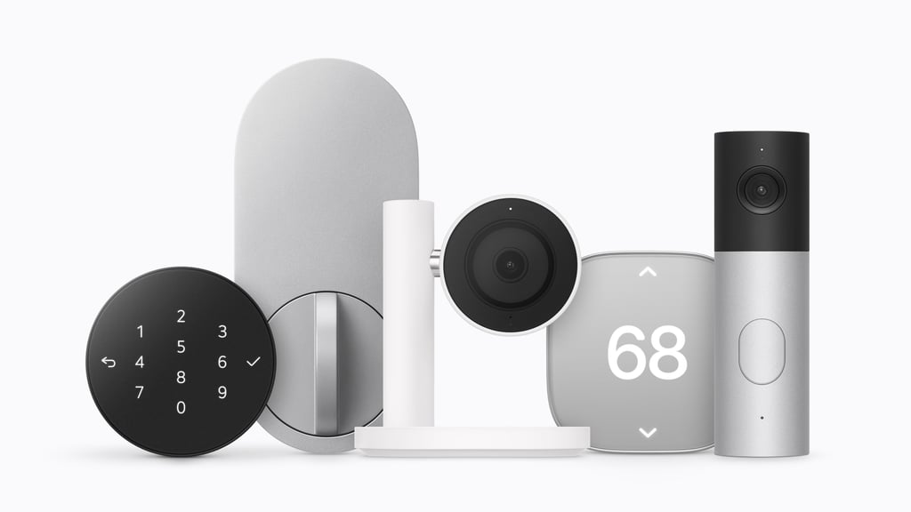 Kameraer, termostater og dørlås fra Apple Home Collection side om side