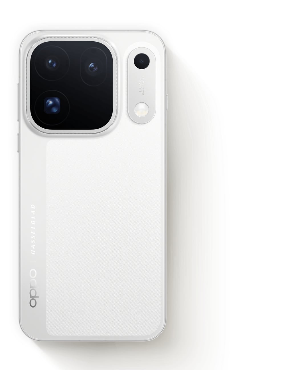 Baksiden av en hvit Oppo Find X10 Pro Max med tre kameralinser og Hasselblad-logo