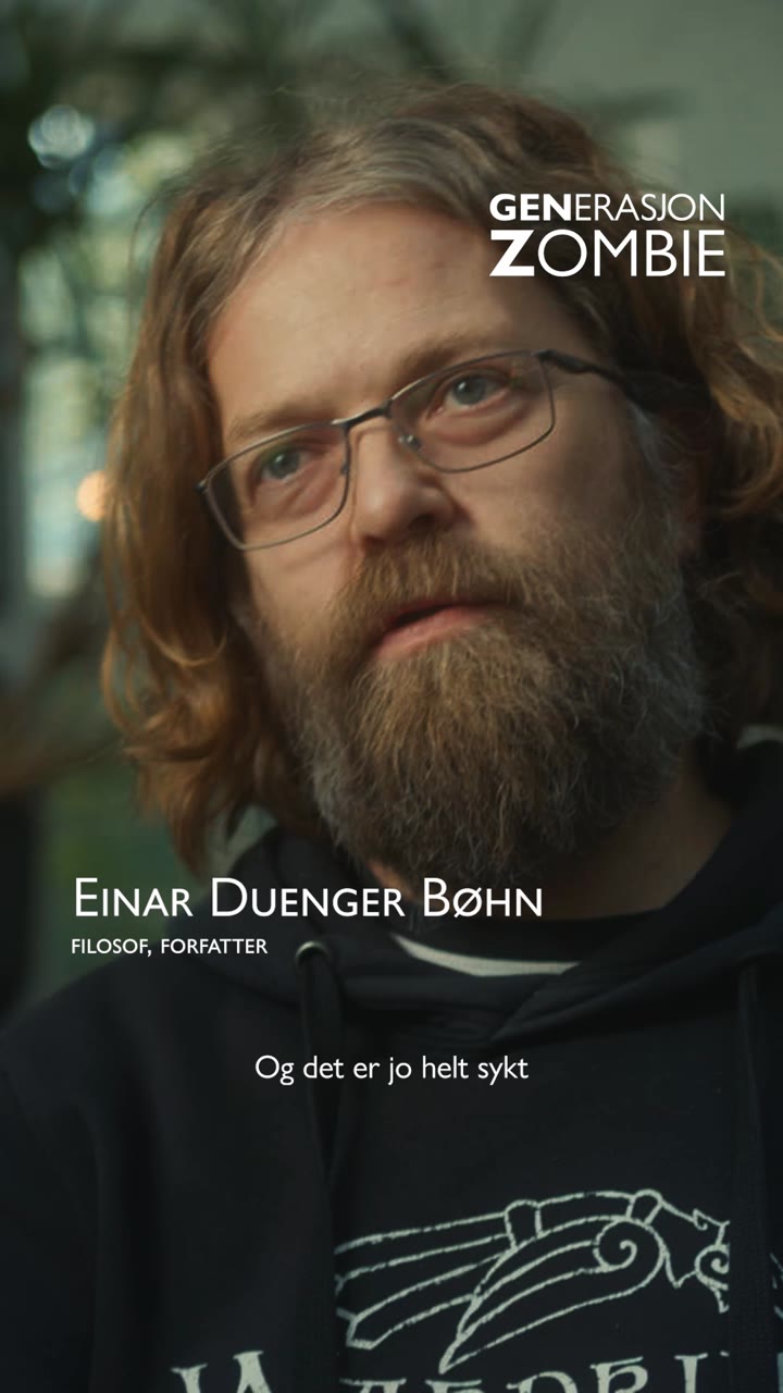 Einar Duenger Bøhn med briller og skjegg under intervjuet