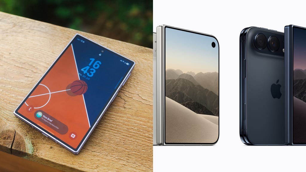 Til venstre Samsung Galaxy Z Fold8 liggende halvåpen på en trebenk, til høyre Apples pressebilde av iPhone Duo i hvitt og mørkeblått