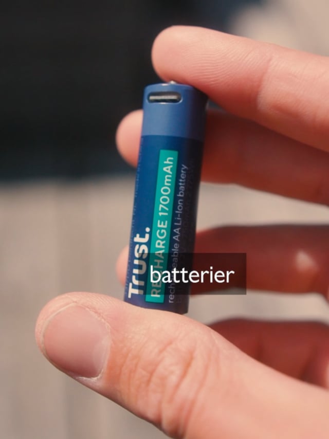 Oppladbare AA-batterier fra Trust med USB-C-kontakt i enden av cellen
